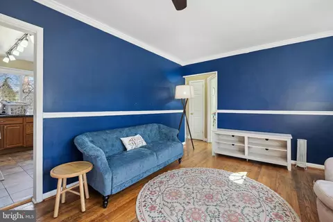 11727 College View Dr, Silver Spring, MD 20902 photo 5