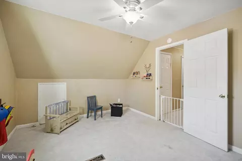 11727 College View Dr, Silver Spring, MD 20902 photo 17