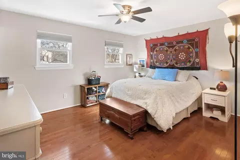 Bedroom - 17208 Brown Rd, Poolesville, MD 20837 photo 2 of 6