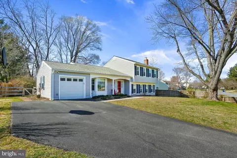 Exterior - 17208 Brown Rd, Poolesville, MD 20837 photo 2 of 19