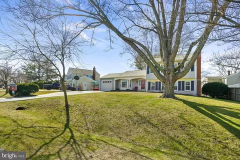 Exterior - 17208 Brown Rd, Poolesville, MD 20837 photo 4 of 19