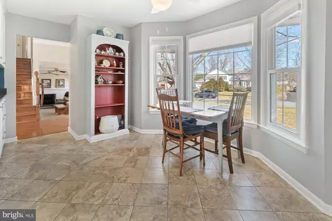 Dining - 17208 Brown Rd, Poolesville, MD 20837 photo 4 of 7