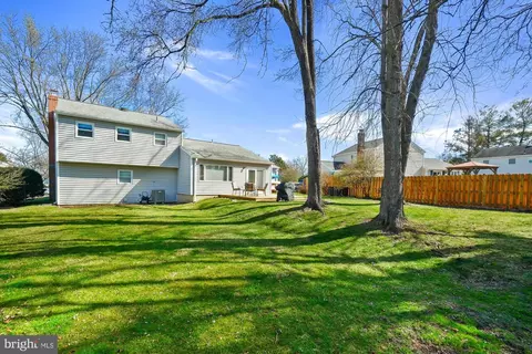 Exterior - 17208 Brown Rd, Poolesville, MD 20837 photo 10 of 19