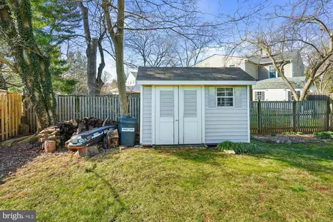 Exterior - 17208 Brown Rd, Poolesville, MD 20837 photo 14 of 19
