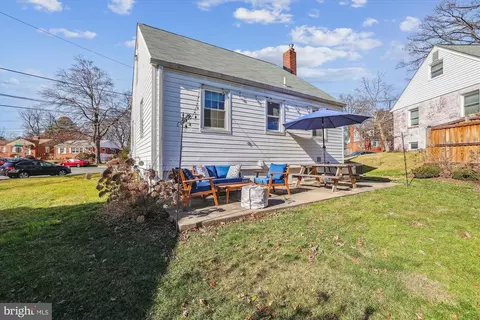 Exterior - 10421 Grandin Rd, Silver Spring, MD 20902 photo 7 of 8
