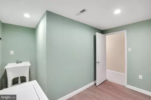 Bedroom - 1451 Casino Cir, Silver Spring, MD 20906 photo 4 of 4