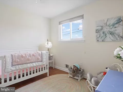 Bedroom - 1211 Arcola Ave, Silver Spring, MD 20902 photo 6 of 8