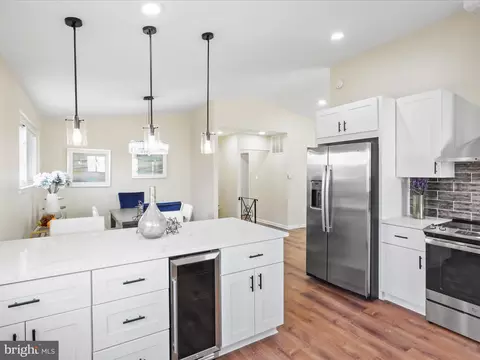 Kitchen - 1211 Arcola Ave, Silver Spring, MD 20902 photo 4 of 6