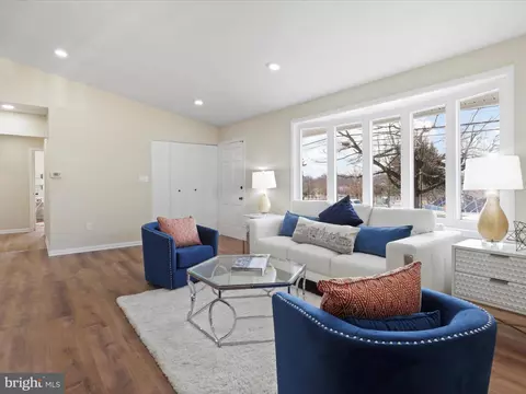 Living - 1211 Arcola Ave, Silver Spring, MD 20902 photo 4 of 8