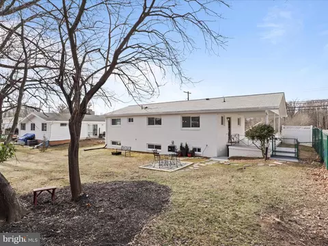 Exterior - 1211 Arcola Ave, Silver Spring, MD 20902 photo 8 of 9