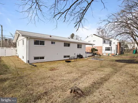 Exterior - 1211 Arcola Ave, Silver Spring, MD 20902 photo 7 of 9