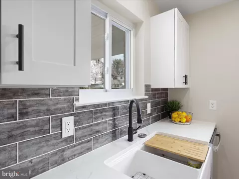 Kitchen - 1211 Arcola Ave, Silver Spring, MD 20902 photo 6 of 6