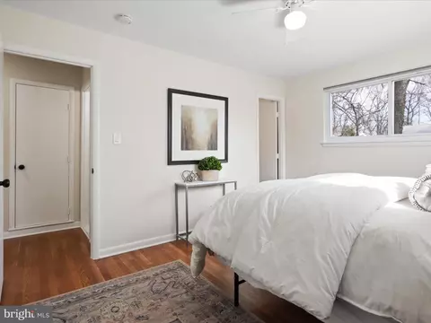 Bedroom - 1211 Arcola Ave, Silver Spring, MD 20902 photo 2 of 8