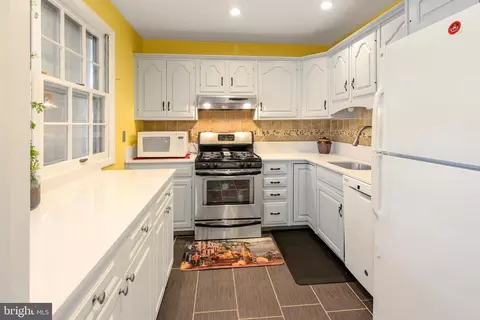 Kitchen - 12405 Littleton St, Silver Spring, MD 20906 photo 2 of 7