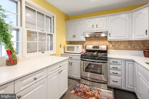 Kitchen - 12405 Littleton St, Silver Spring, MD 20906 photo 5 of 7