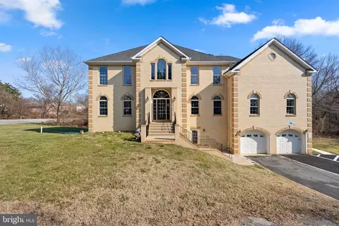 Exterior - 2727 Briggs Chaney Rd, Silver Spring, MD 20905 photo 4 of 5