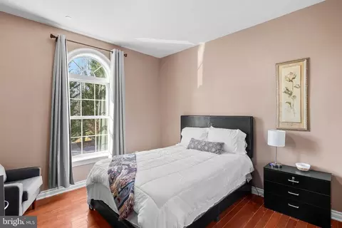 Bedroom - 2727 Briggs Chaney Rd, Silver Spring, MD 20905 photo 6 of 15