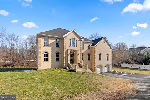 2727 Briggs Chaney Rd, Silver Spring, MD 20905
