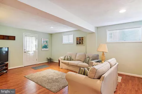Living - 11004 Havenpark Dr, Silver Spring, MD 20902 photo 4 of 4