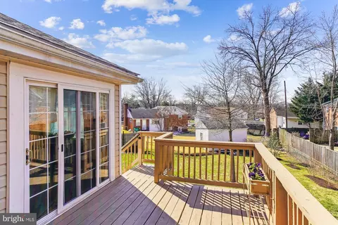 Exterior - 11004 Havenpark Dr, Silver Spring, MD 20902 photo 2 of 4