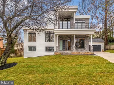 6813 Buttermere Ln, Bethesda, MD 20817