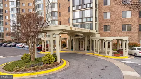 3005 S Leisure World Blvd #520, Silver Spring, MD 20906