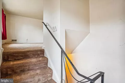 Entry Way - 3815 Ralph Rd, Silver Spring, MD 20906 photo 2 of 3