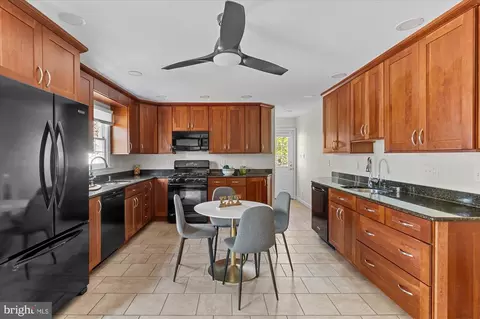 Kitchen - 8726 1st Ave, Silver Spring, MD 20910 photo 3 of 6