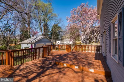Exterior - 8726 1st Ave, Silver Spring, MD 20910 photo 7 of 18