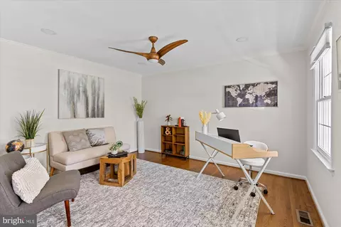 Bedroom - 8726 1st Ave, Silver Spring, MD 20910 photo 1 of 4