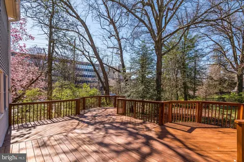 Exterior - 8726 1st Ave, Silver Spring, MD 20910 photo 6 of 18