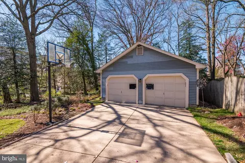 Exterior - 8726 1st Ave, Silver Spring, MD 20910 photo 11 of 18