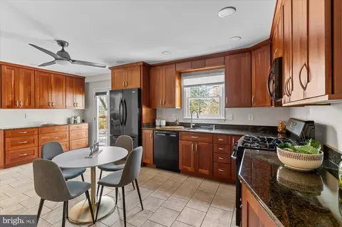 Kitchen - 8726 1st Ave, Silver Spring, MD 20910 photo 5 of 6