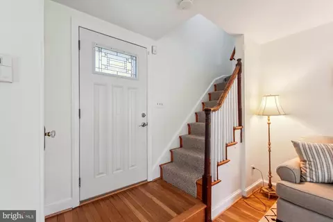 203 Lexington Dr, Silver Spring, MD 20901 photo 3