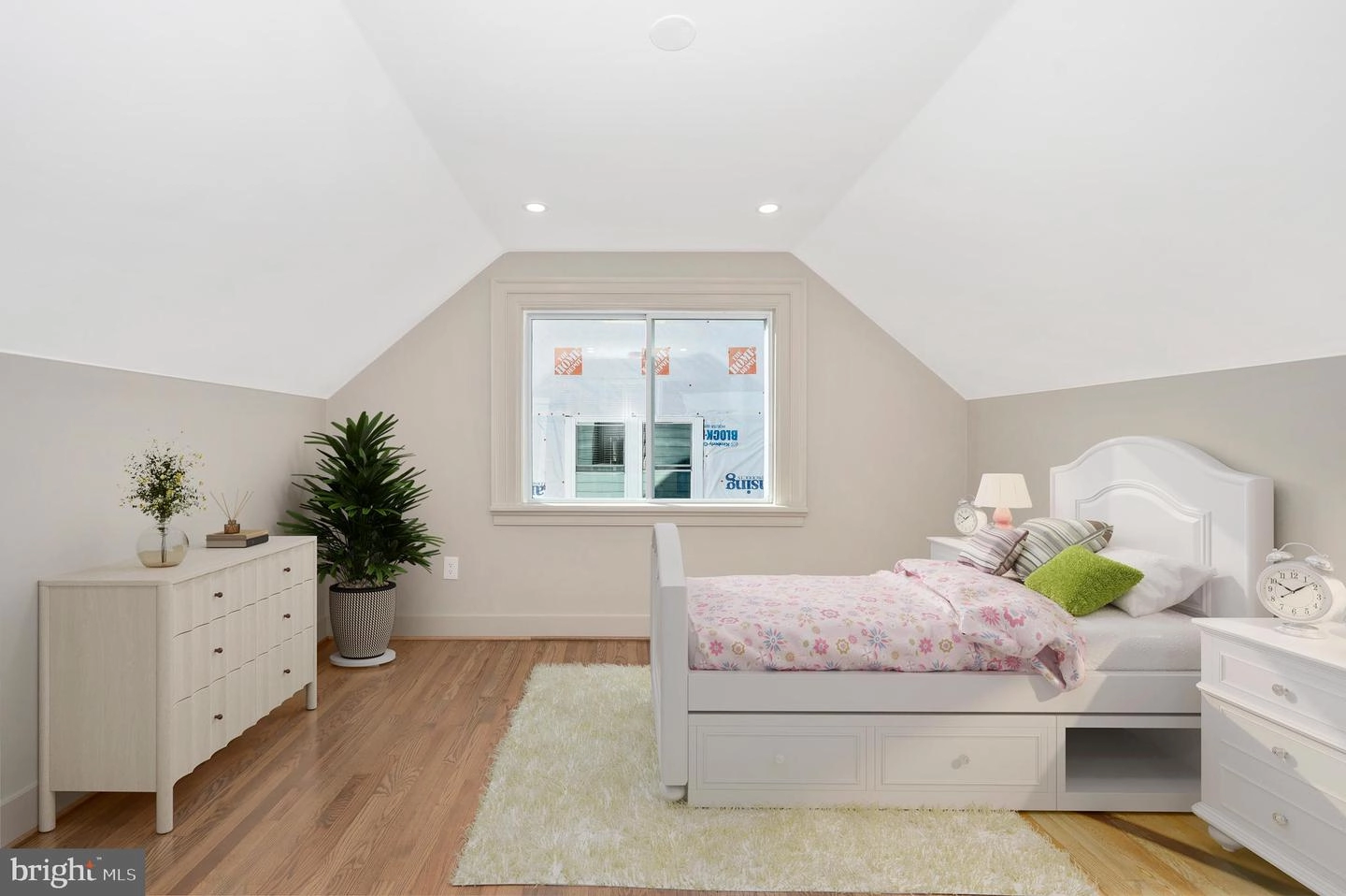 Bedroom - 10104 Renfrew Rd, Silver Spring, MD 20901 photo 4 of 4