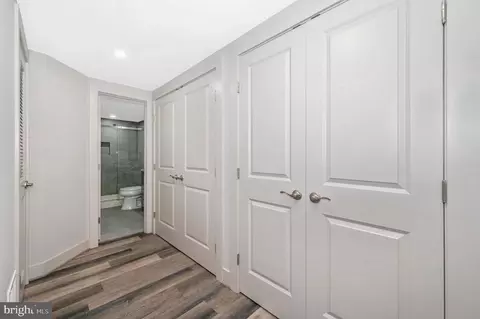 Bath - 10104 Renfrew Rd, Silver Spring, MD 20901 photo 4 of 5