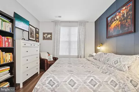 Bedroom - 1201 E West Hwy #125, Silver Spring, MD 20910 photo 5 of 6