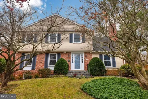 7214 Old Stage Rd, Rockville, MD 20852