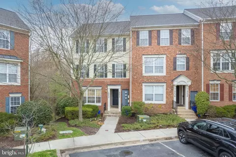 10454 Damascus Park Ln #M18, Damascus, MD 20872