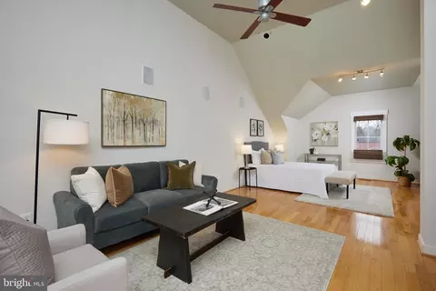 Living - 2734 Cassedy St, Silver Spring, MD 20910 photo 7 of 9