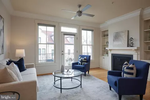 Living - 2734 Cassedy St, Silver Spring, MD 20910 photo 2 of 9