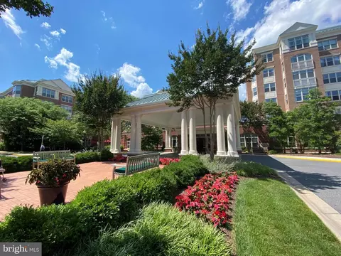 9707 Old Georgetown Rd #1519, Bethesda, MD 20814