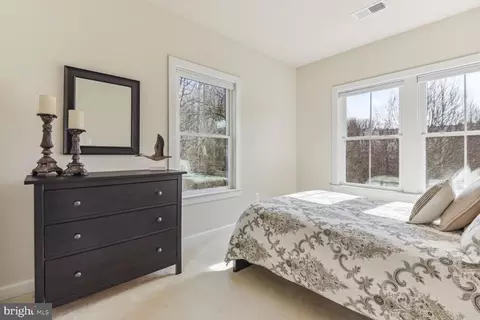Bedroom - 433 Hydrangea Pl, Gaithersburg, MD 20878 photo 4 of 5