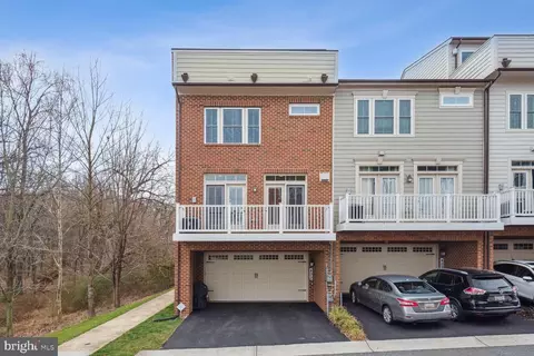 Exterior - 433 Hydrangea Pl, Gaithersburg, MD 20878 photo 7 of 11