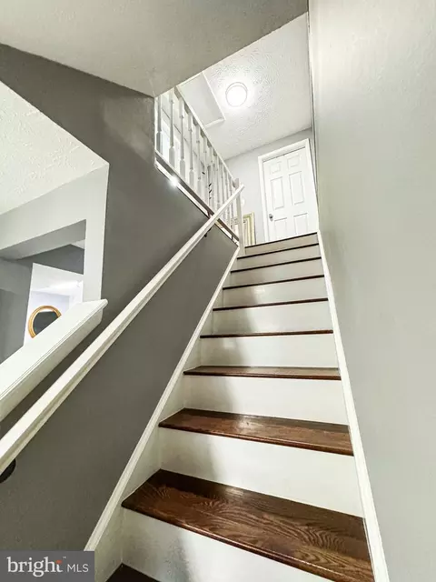 Entry Way - 1291 Elm Grove Cir, Silver Spring, MD 20905 photo 1 of 1