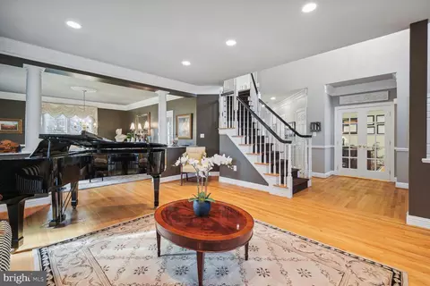 Other - 10 Maplecrest Ct, Potomac, MD 20854 photo 2 of 5