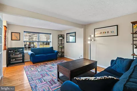 Living - 1301 Twig Ter, Silver Spring, MD 20905 photo 2 of 6
