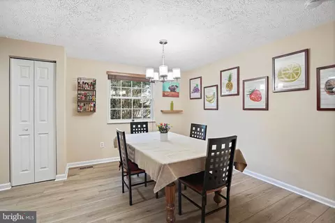 Dining - 1301 Twig Ter, Silver Spring, MD 20905 photo 1 of 3