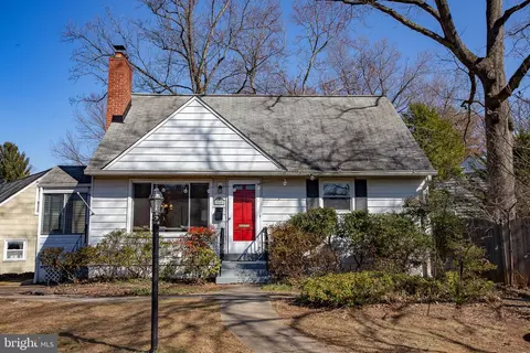 10501 Tenbrook Dr, Silver Spring, MD 20901