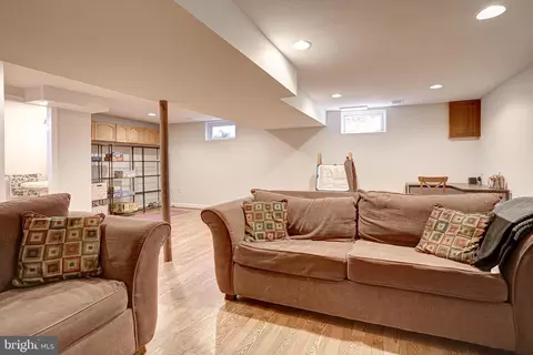 Living - 10501 Tenbrook Dr, Silver Spring, MD 20901 photo 9 of 9